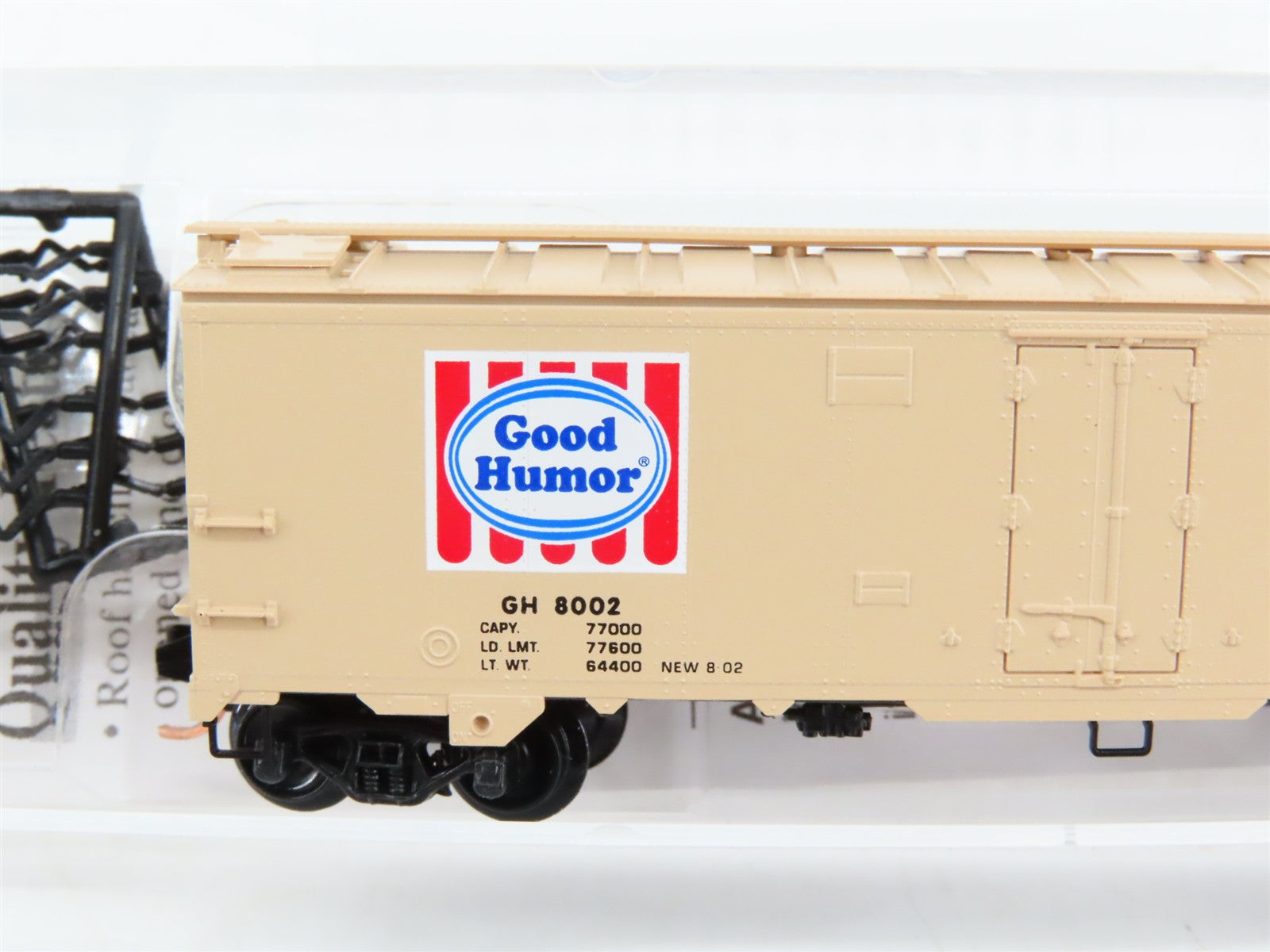 N Scale Micro-Trains 59580 GH Good Humor 40' Steel Ice Reefer 8002 RTR