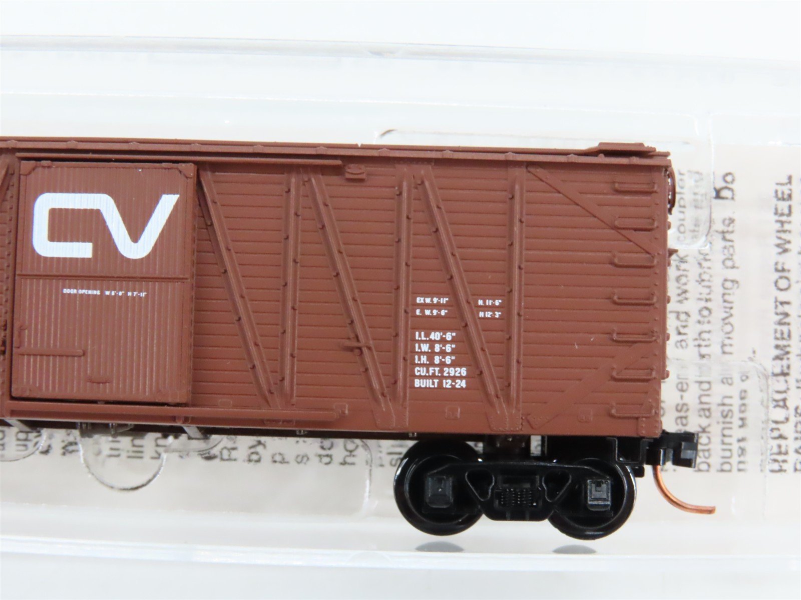 N Scale Micro-Trains 28160 CV Central Vermont 40' Outside-Braced Box Car RTR
