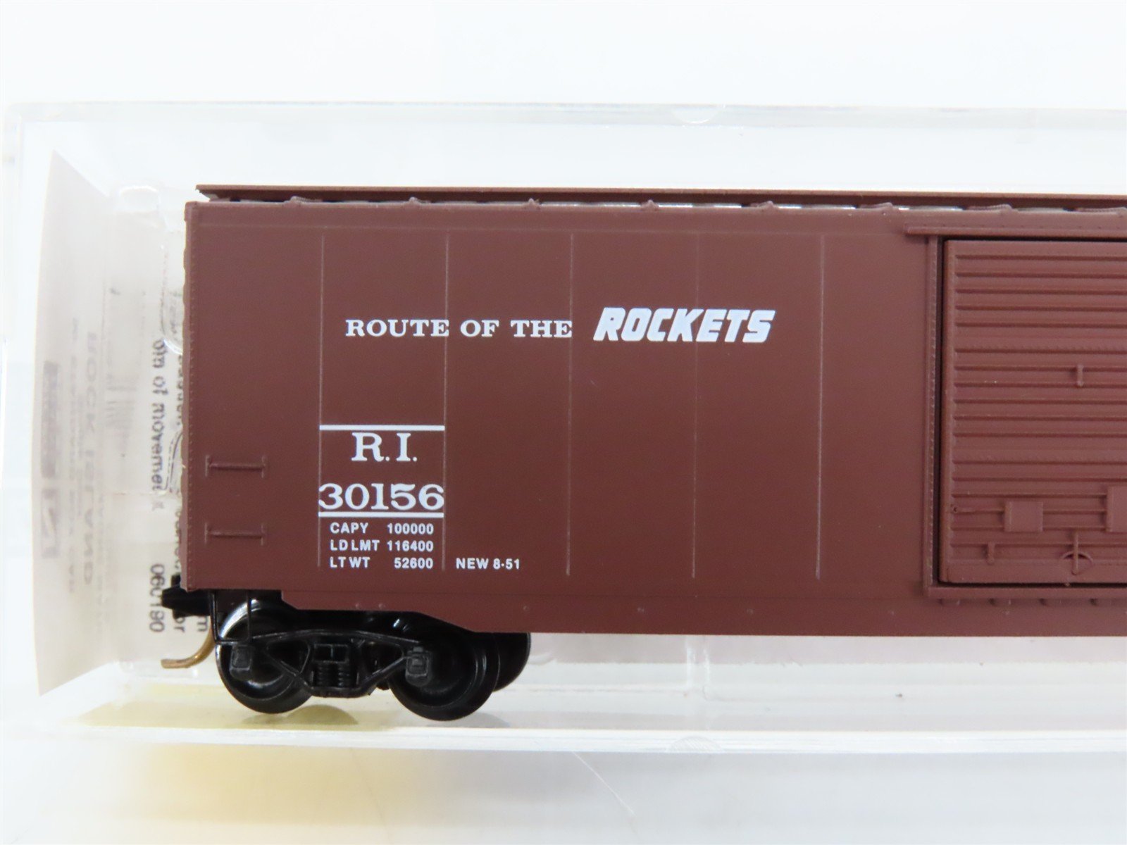 N Scale Micro-Trains 31240 RI Rock Island 50' Box Car 30156 RTR