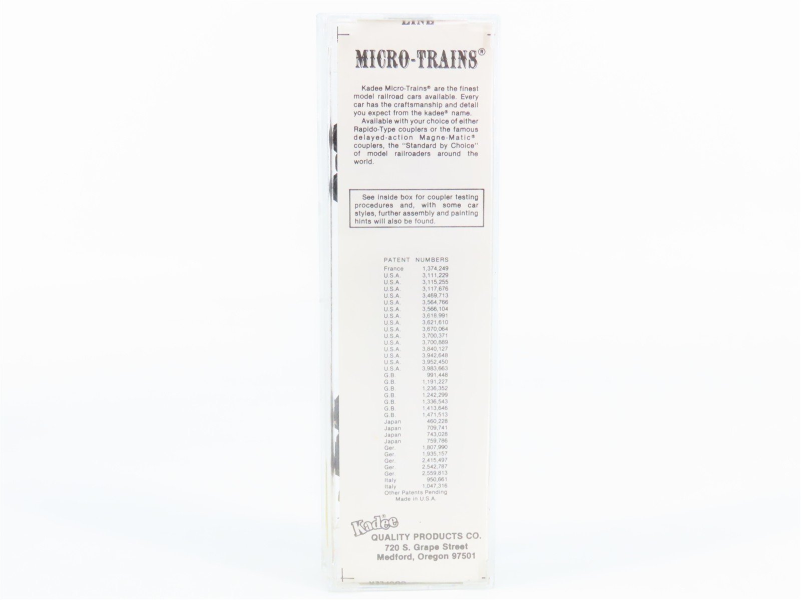 N Scale Micro-Trains 20580 BCOL British Columbia Railway 40' Box Car 4238 RTR