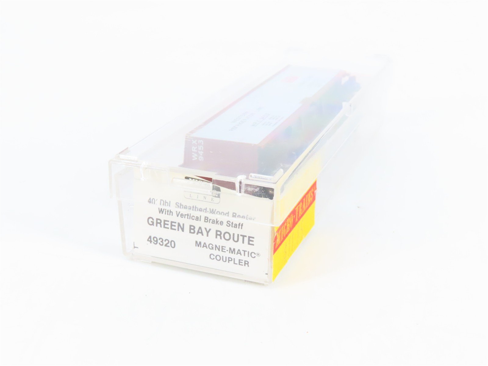 N Scale Micro-Trains 49320 Green Bay Route 40' Double-Sheathed Wood Reefer RTR