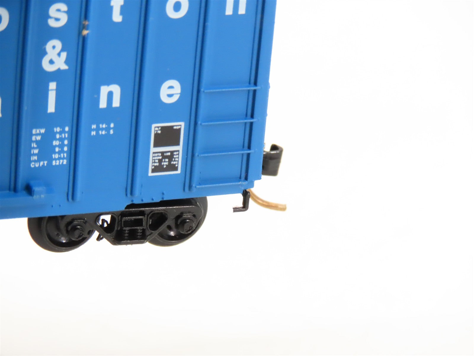 N Scale Kadee / Micro-Trains Line 25240 BM Boston & Maine 50' Box Car 80025 RTR
