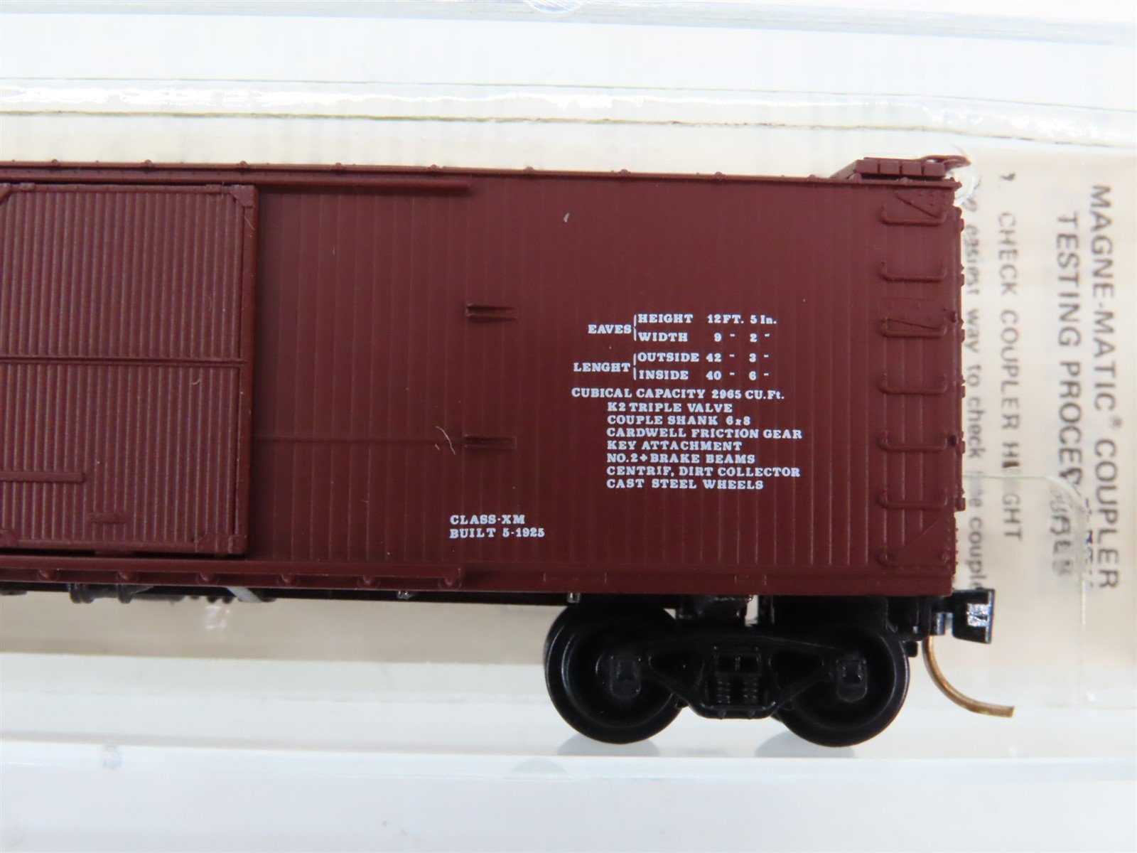 N Scale Micro-Trains 39070 DLW Delaware, Lackawanna & Western 40' Box Car RTR