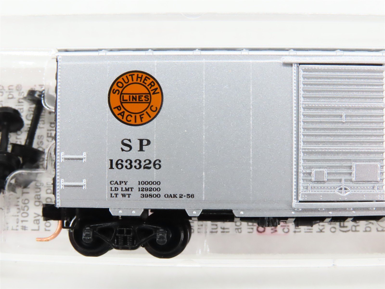 N Scale Micro-Trains 20760 SP Southern Pacific 40' Box Car 163326 RTR