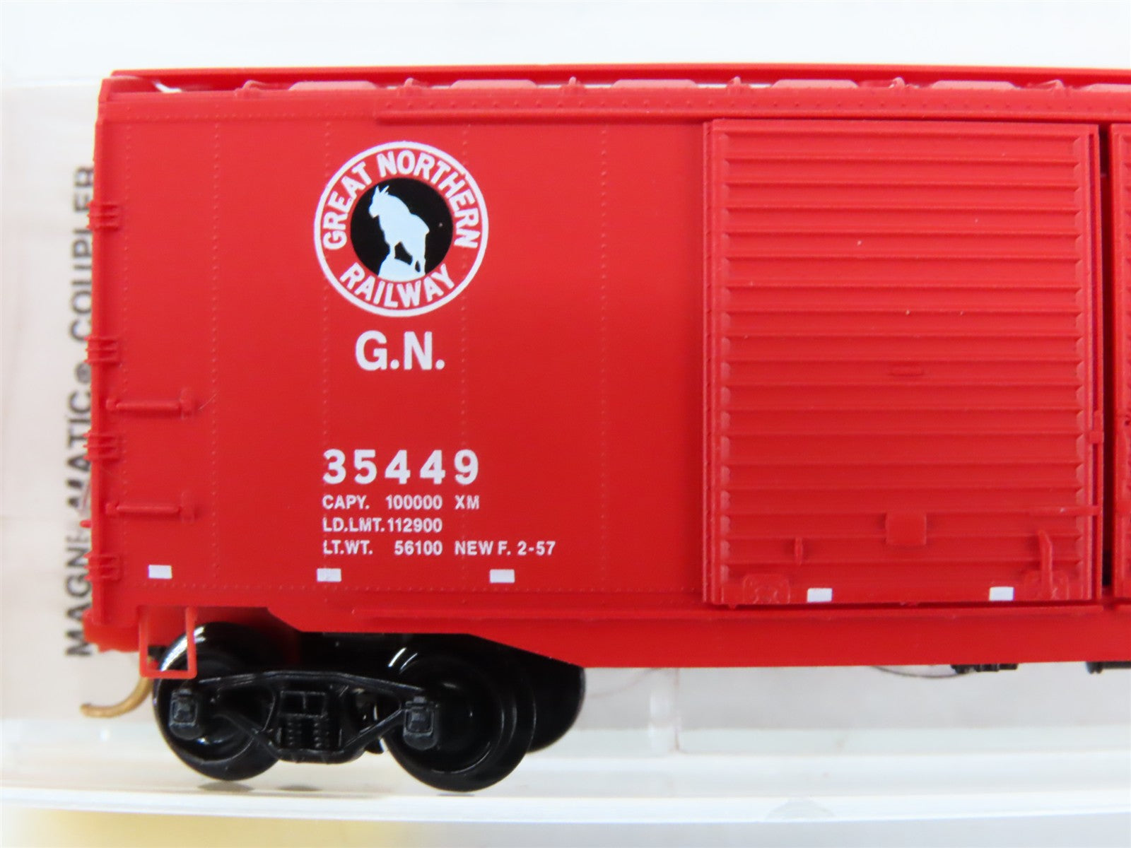 N Scale Micro-Trains 78020 GN Great Northern 50' Box Car 35449 RTR
