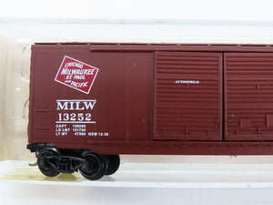 N Scale Micro-Trains 34140 MILW Milwaukee Road 50' Box Car 13252 RTR