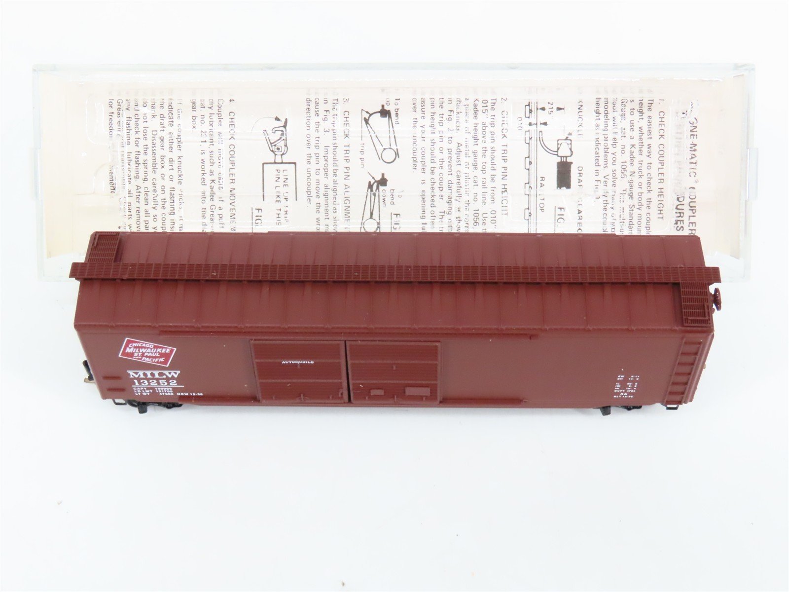 N Scale Micro-Trains 34140 MILW Milwaukee Road 50' Box Car 13252 RTR