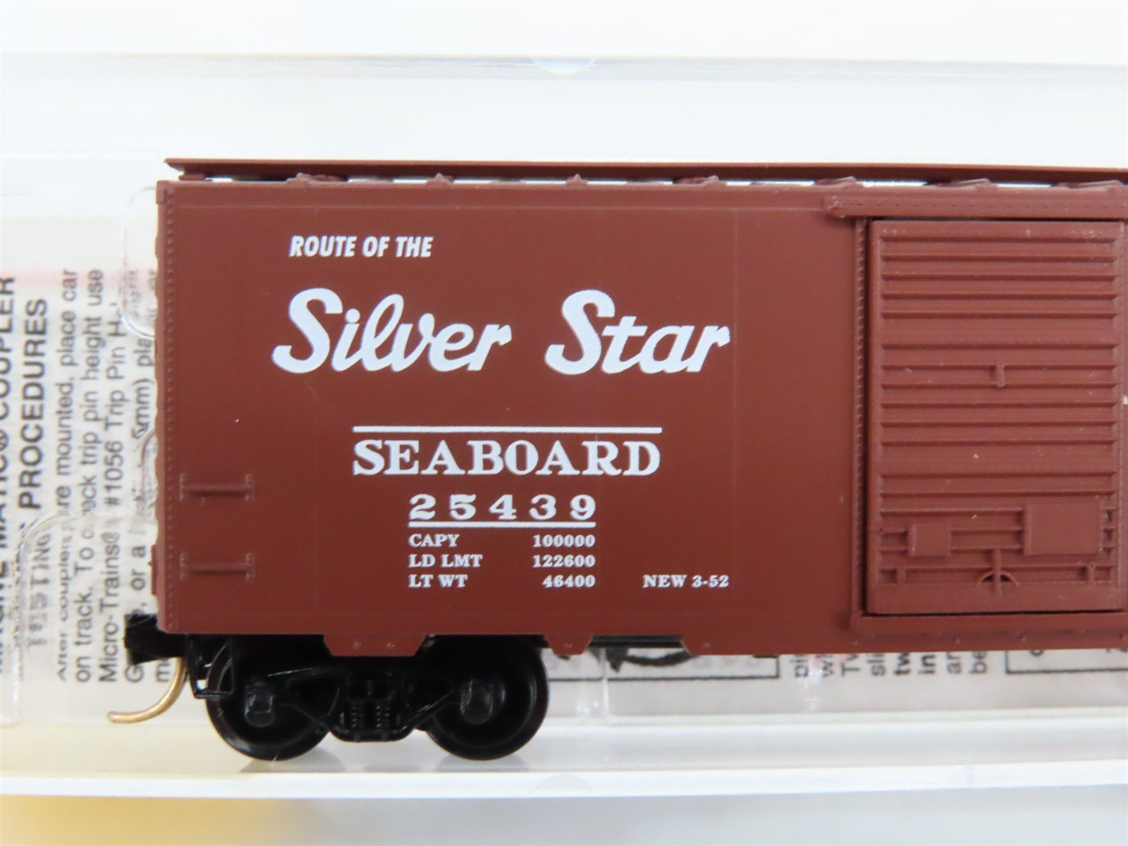 N Scale Micro-Trains 20650 SAL Seaboard Air Line 40' Box Car 25439 RTR