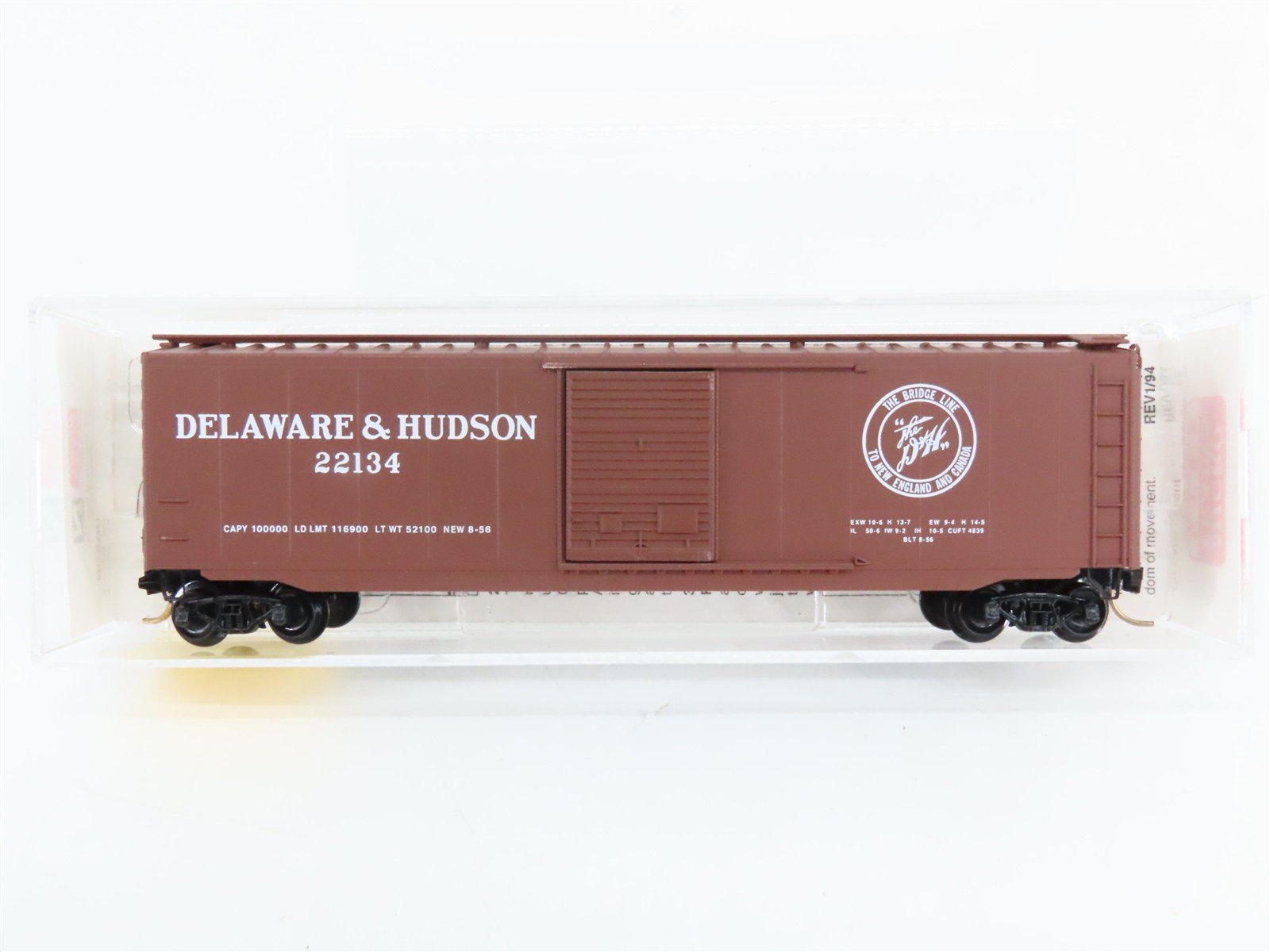 N Scale Micro-Trains 31070 DH Delaware & Hudson 50' Box Car 22134 RTR