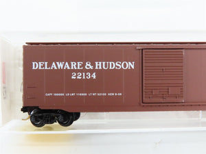 N Scale Micro-Trains 31070 DH Delaware & Hudson 50' Box Car 22134 RTR