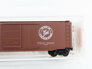 N Scale Micro-Trains 31070 DH Delaware & Hudson 50' Box Car 22134 RTR
