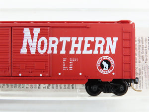 N Scale Micro-Trains 23220 GN Great Northern 40' Box Car 3486 RTR