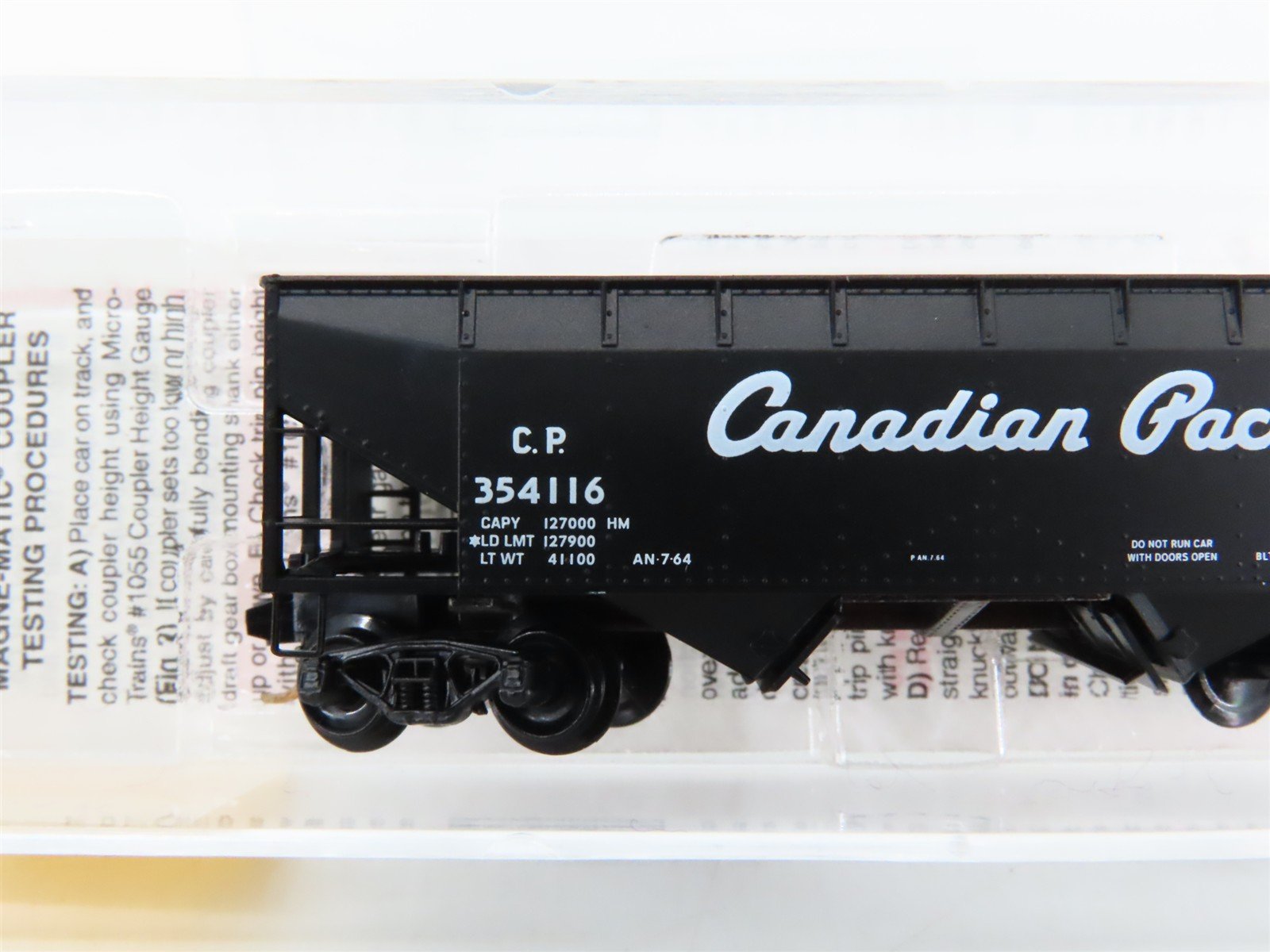 N Scale Micro-Trains 55410 CP Canadian Pacific 33' 2-Bay Hopper 354116 RTR