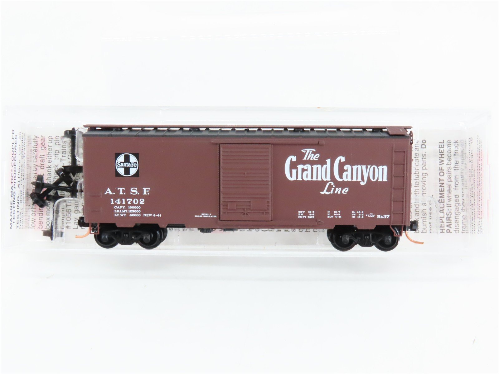 N Scale Micro-Trains 20460 ATSF Santa Fe 40' Box Car 141702 RTR