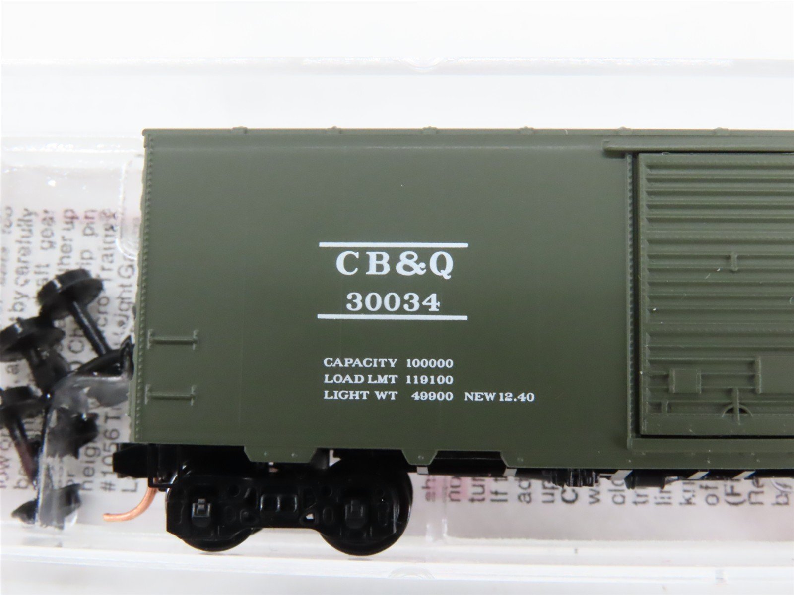 N Scale Micro-Trains 20656 CB&Q Chicago, Burlington & Quincy 40' Box Car RTR