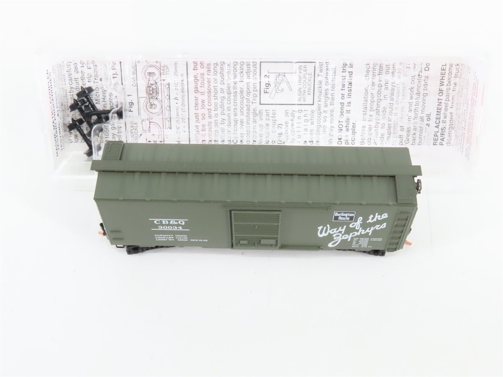 N Scale Micro-Trains 20656 CB&Q Chicago, Burlington & Quincy 40' Box Car RTR
