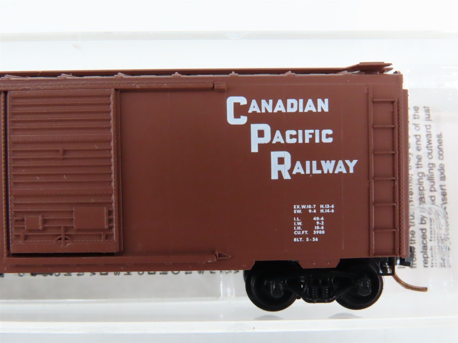 N Scale Micro-Trains 20436/2 CP Canadian Pacific 40' Box Car 51059 RTR