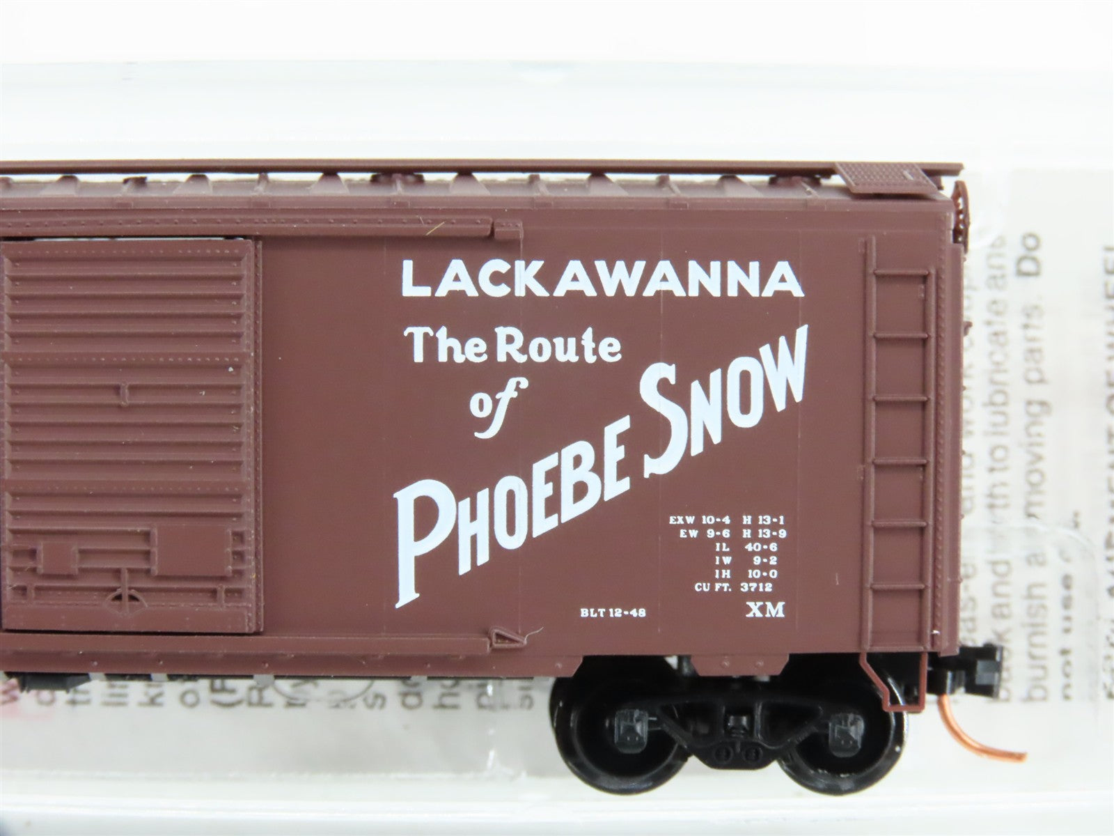 N Scale Micro-Trains 20667 DLW Delaware, Lackawanna & Western 40' Box Car RTR
