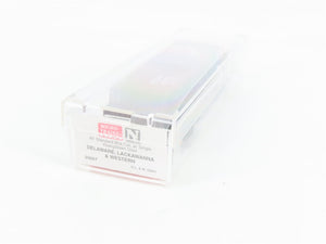 N Scale Micro-Trains 20667 DLW Delaware, Lackawanna & Western 40' Box Car RTR