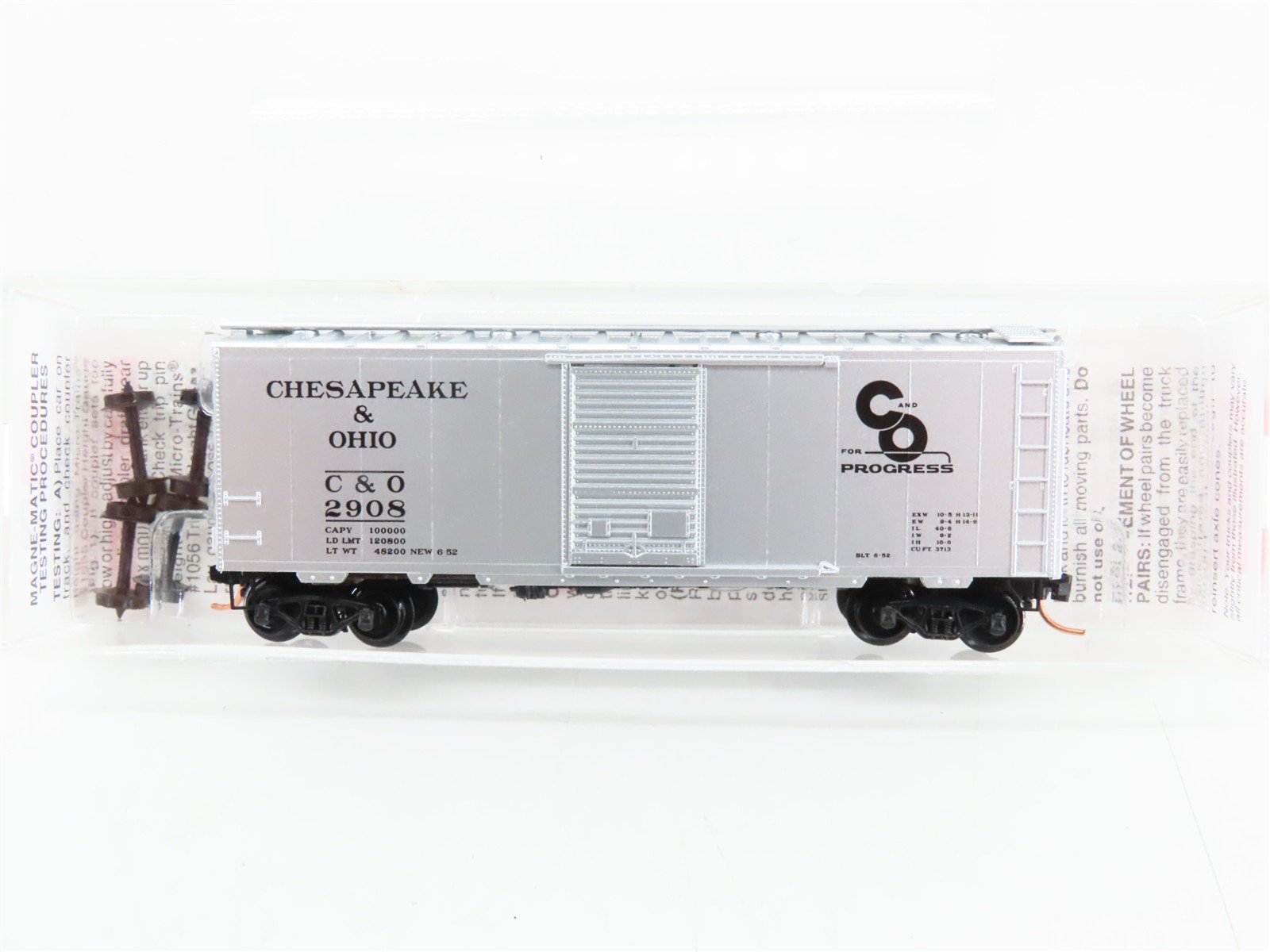 N Scale Micro-Trains 20820 C&O Chesapeake & Ohio 40' Box Car 2908 RTR