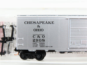 N Scale Micro-Trains 20820 C&O Chesapeake & Ohio 40' Box Car 2908 RTR