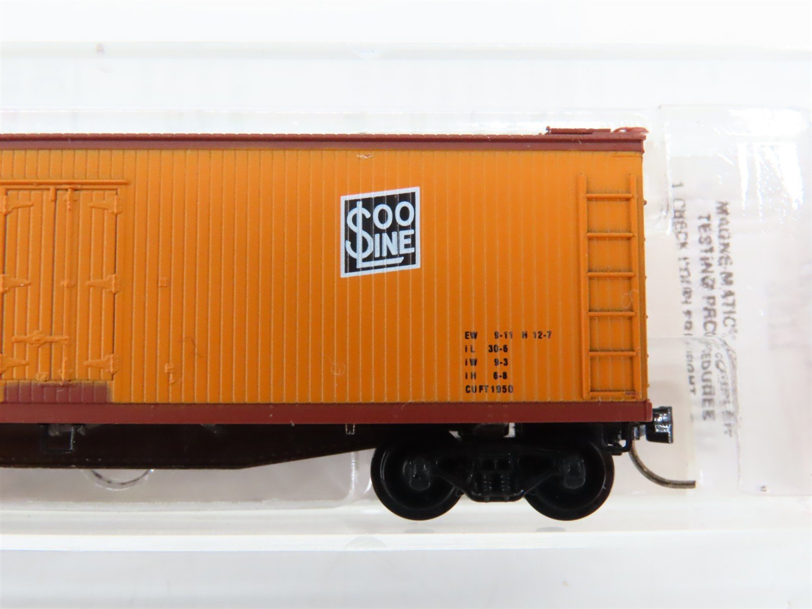 N Scale Micro-Trains 49300 URTX Soo Line 40' Wood-Sheathed Reefer 2018 RTR