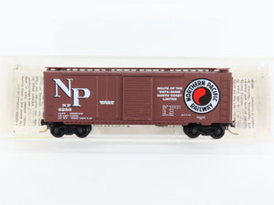 N Scale Micro-Trains 22040 NP Northern Pacific 40' Box Car 8289 RTR