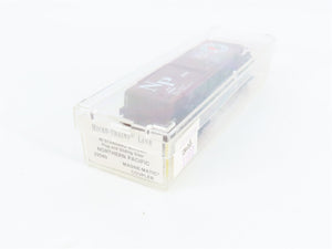 N Scale Micro-Trains 22040 NP Northern Pacific 40' Box Car 8289 RTR
