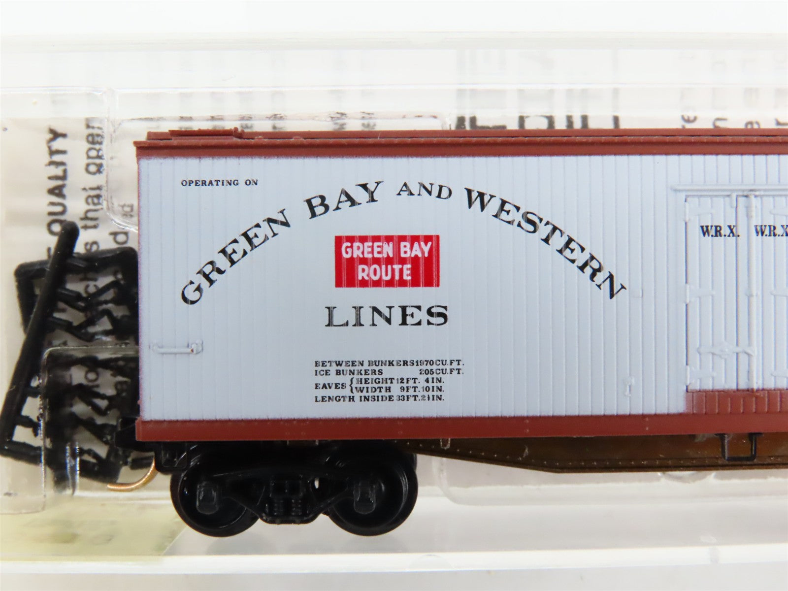 N Scale Micro-Trains 49310 Green Bay & Western 40' Dbl. Wood-Sheathed Reefer RTR