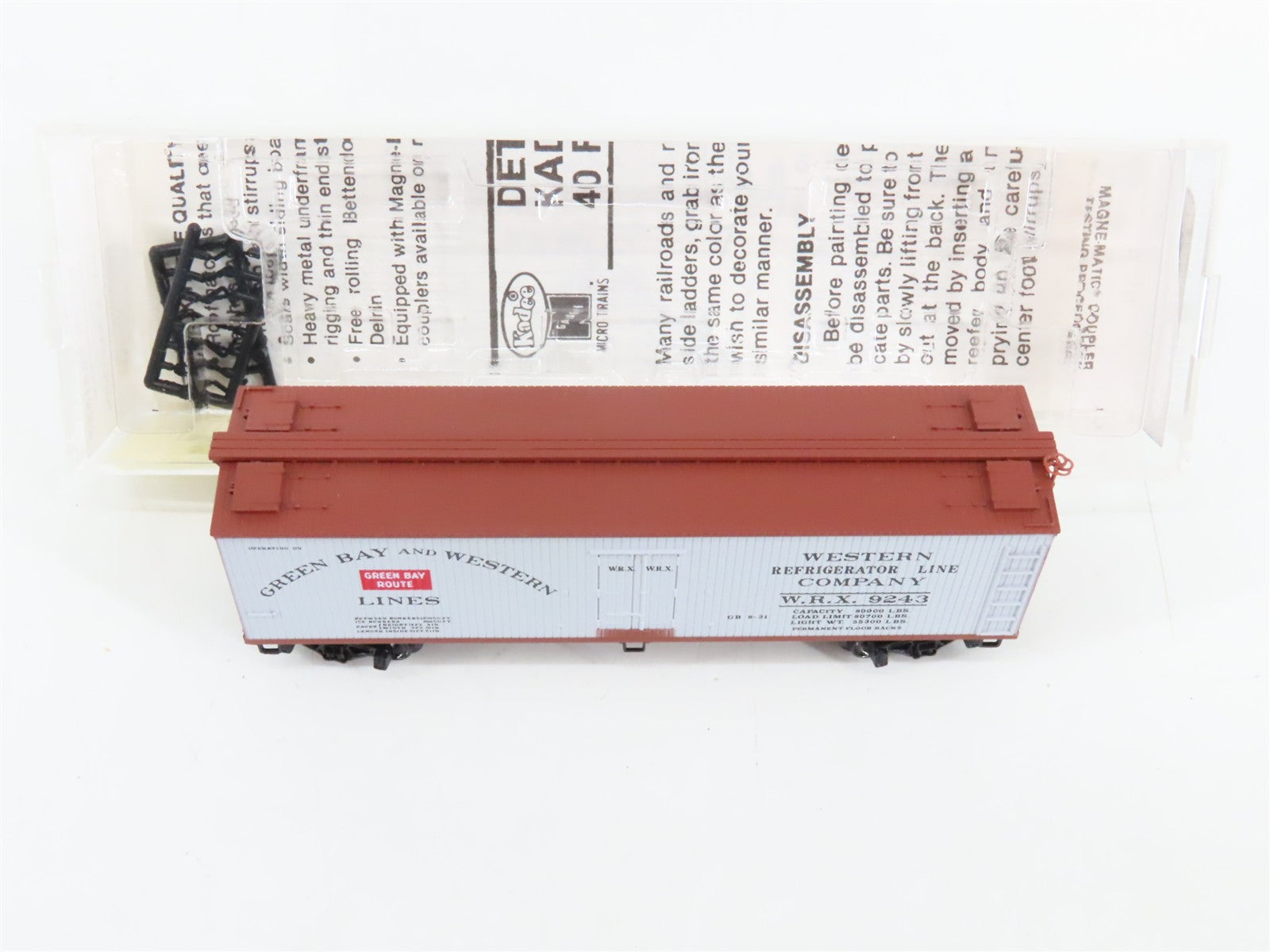 N Scale Micro-Trains 49310 Green Bay & Western 40' Dbl. Wood-Sheathed Reefer RTR