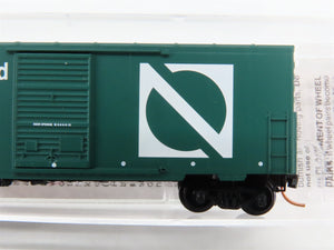 N Scale Micro-Trains 24100 ONT Ontario Northland 40' Box Car 92002 RTR
