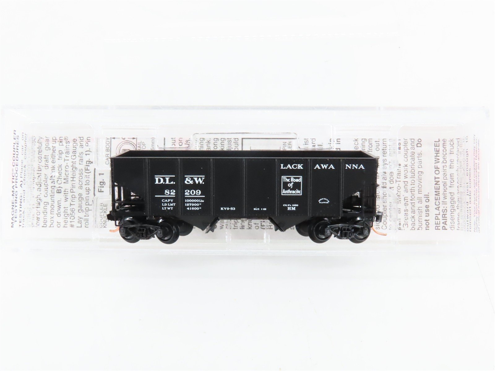N Scale Micro-Trains 56320 Delaware, Lackawanna & Western 33' 2-Bay Hopper RTR