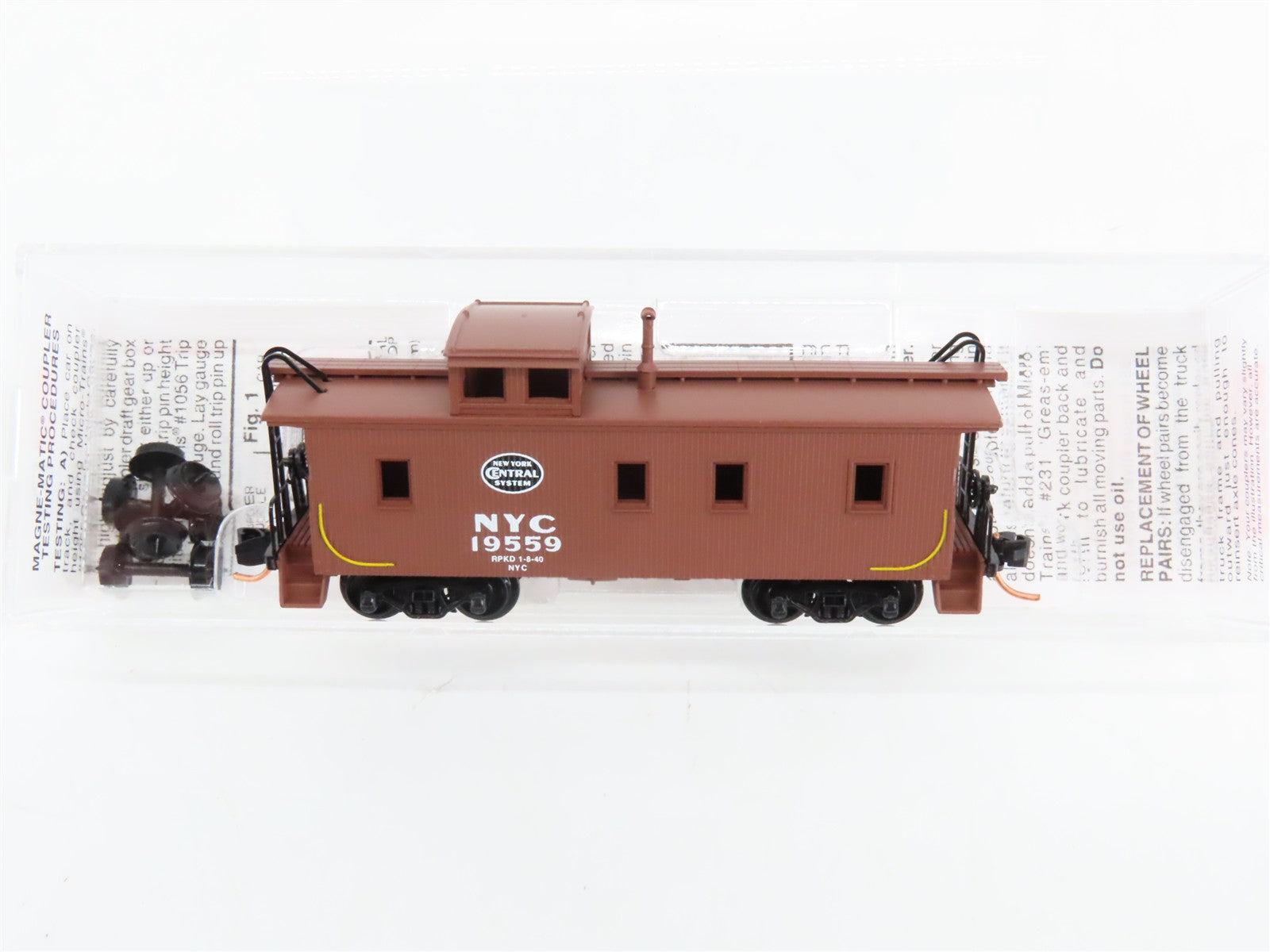 N Scale Micro-Trains 51080 New York Central 34' 34' Wood-Sheathed Caboose RTR