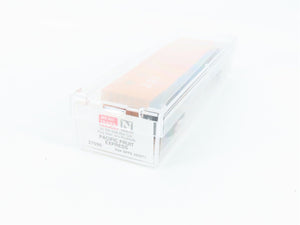 N Scale Micro-Trains 27090 SPFE Pacific Fruit Express 50' Rib Side Box Car RTR
