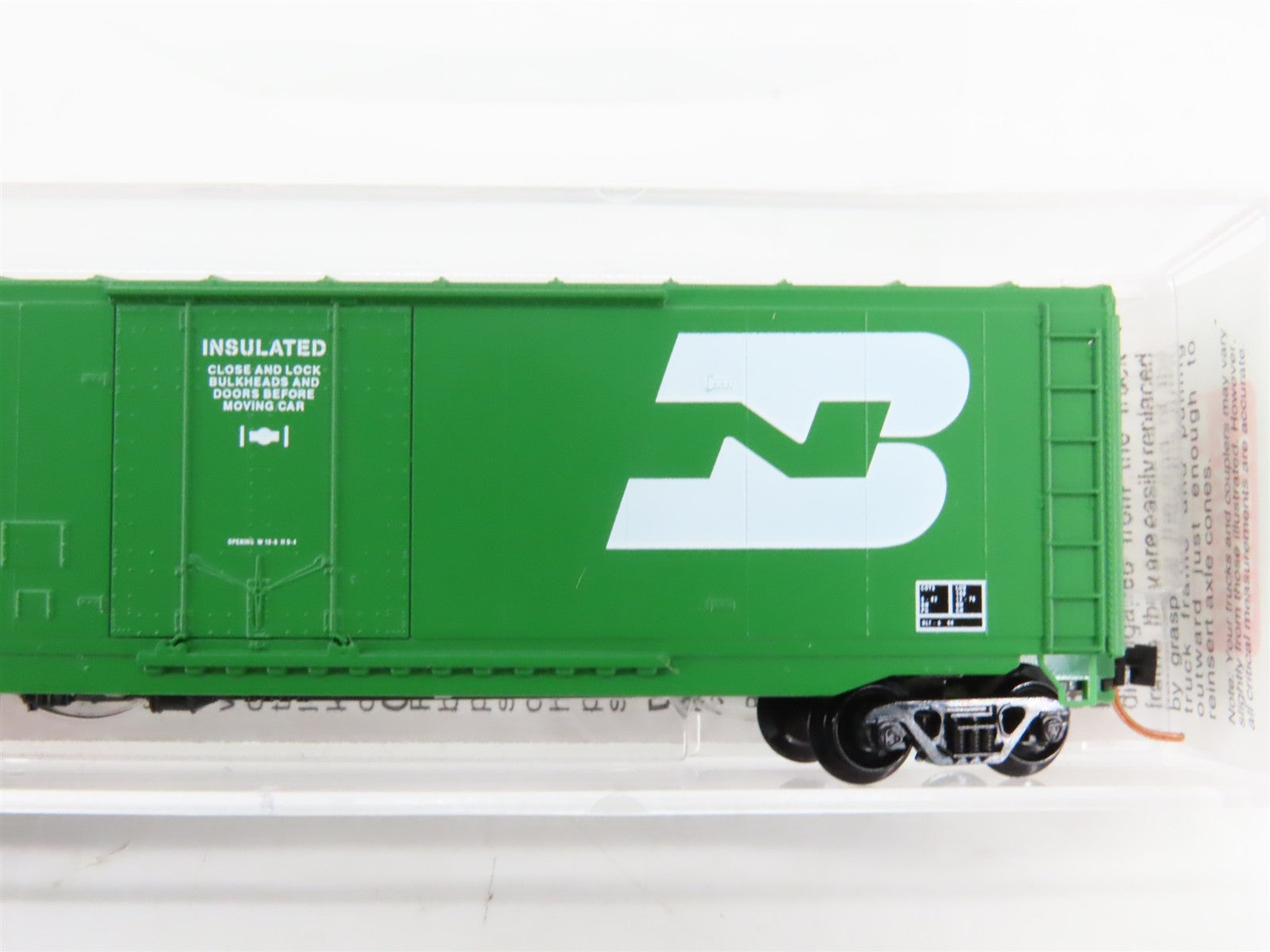 N Scale Micro-Trains 38200 BN Burlington Northern 50' Box Car 730513 RTR