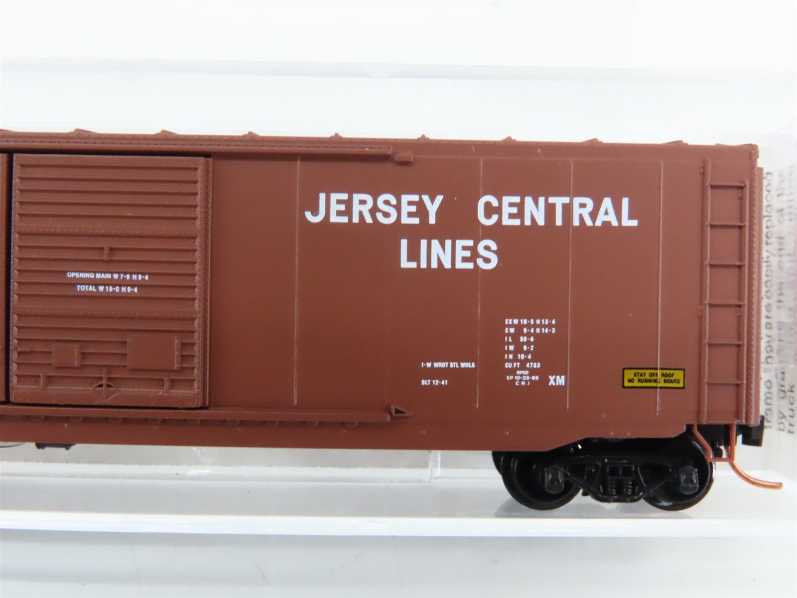 N Scale Micro-Trains 37040 CNJ Jersey Central 50' Box Car 25039 RTR