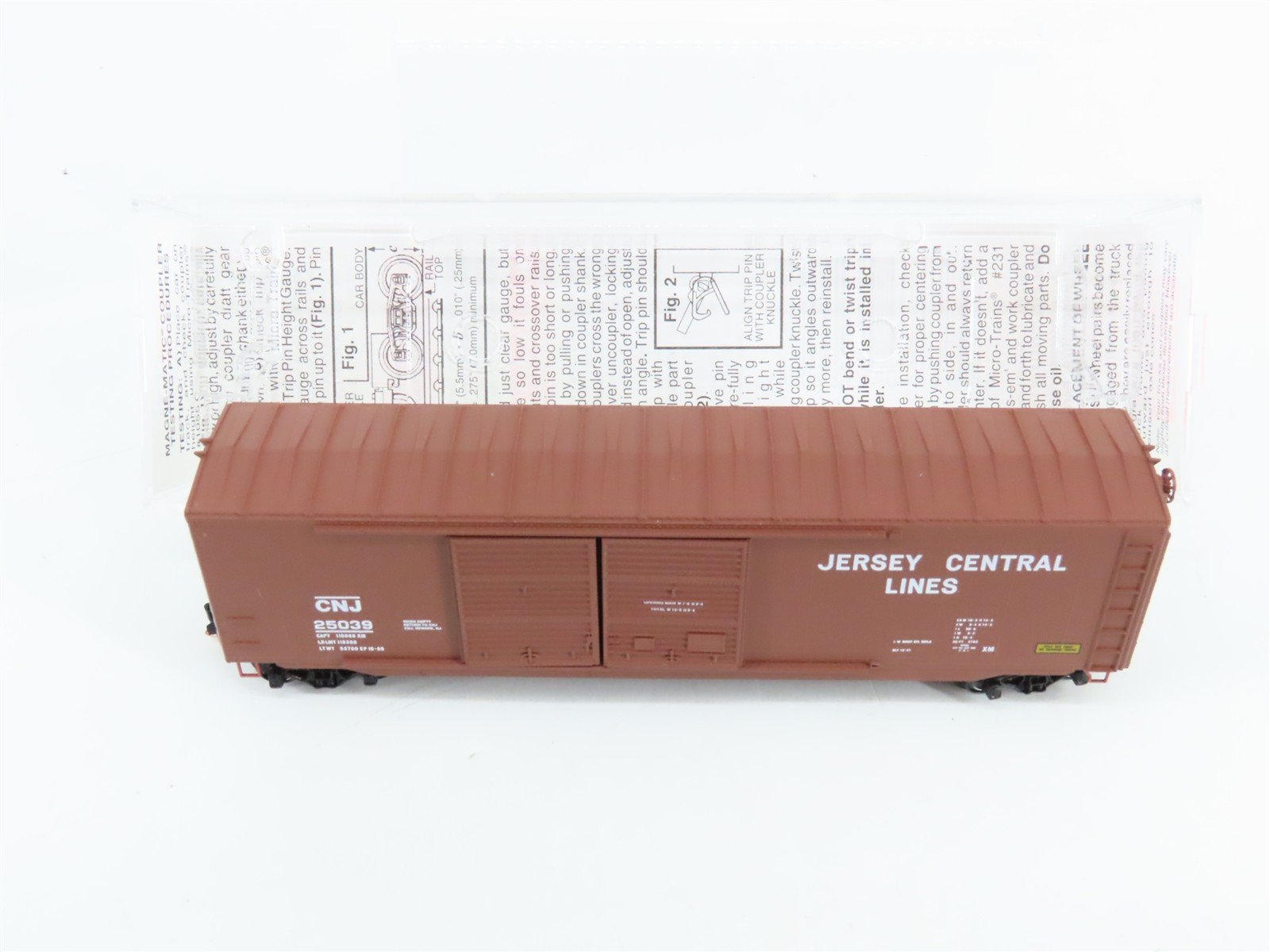 N Scale Micro-Trains 37040 CNJ Jersey Central 50' Box Car 25039 RTR