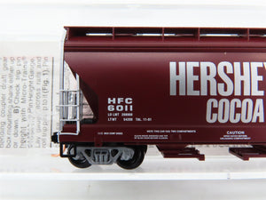 N Scale Micro-Trains 92150 HFC Hershey's 2-Bay Covered Hopper 6011 RTR