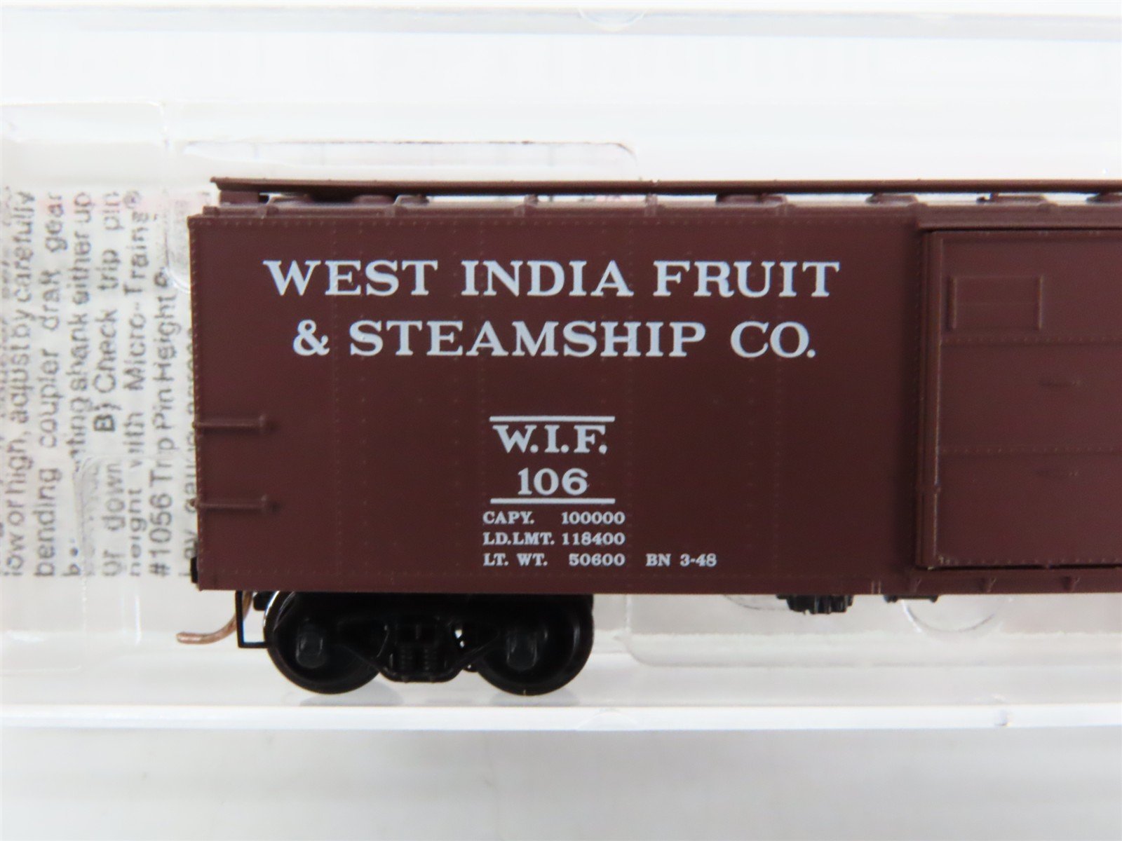 N Scale Micro-Trains 120510 WIF West India Fruit & Steamship Co. 40' Box Car RTR