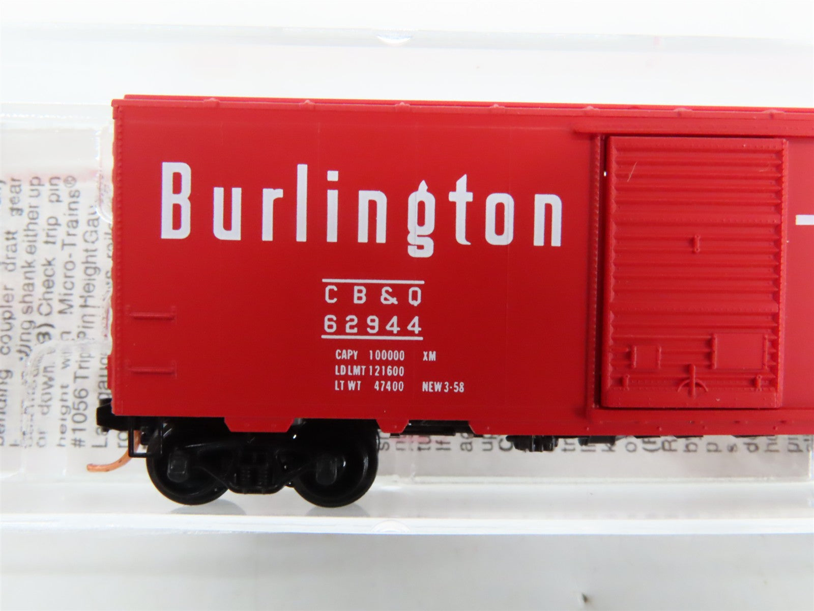 N Scale Micro-Trains 20170 CB&Q Chicago, Burlington & Quincy 40' Box Car RTR