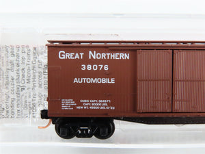 N Scale Micro-Trains 41030 GN Great Northern 40' Box Car 38076 RTR