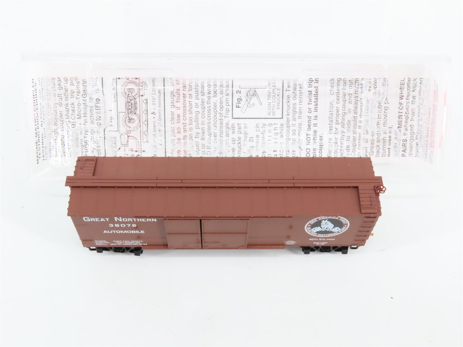 N Scale Micro-Trains 41030 GN Great Northern 40' Box Car 38076 RTR