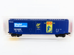 N Scale Micro-Trains 32360 MR Model Railroader 50' Plug Door Box Car 346599 RTR