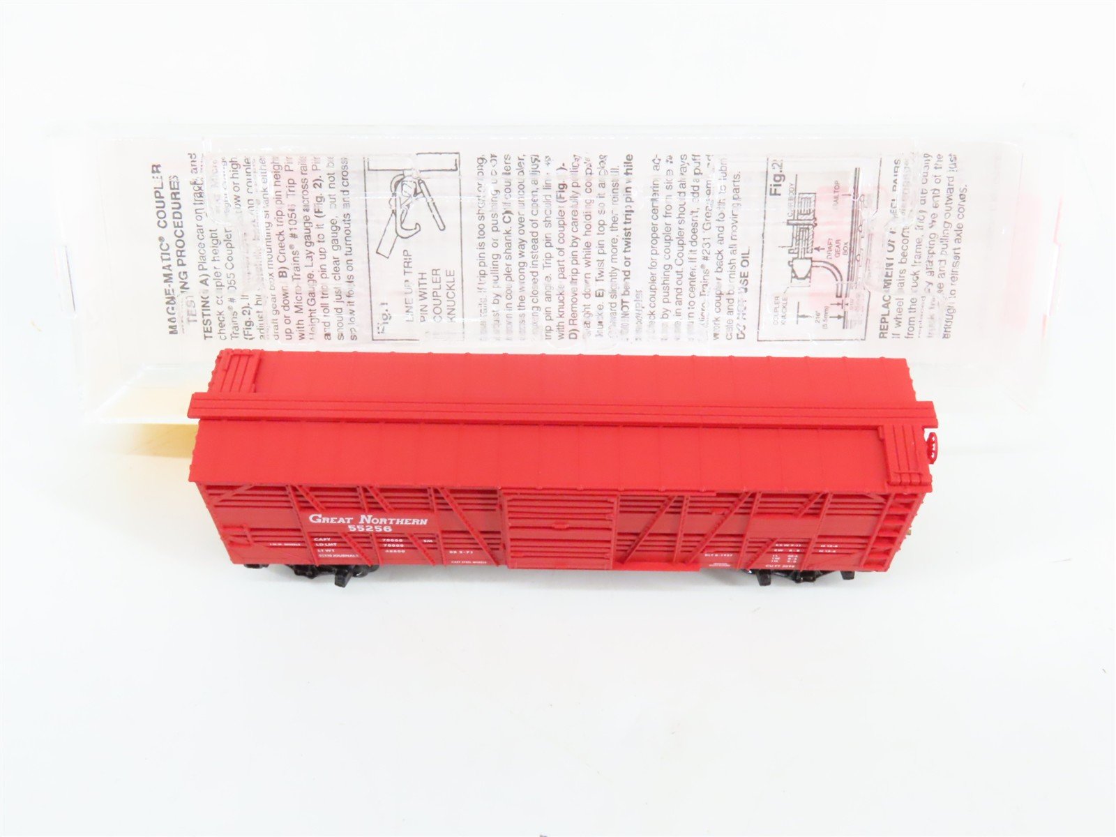 N Scale Micro-Trains 35020 GN Great Northern 40' Stock/Cattle Car 55256 RTR