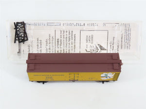 N Scale Micro-Trains 4548 H&W Hollywood & Western 40' Wood Reefer 4548 RTR