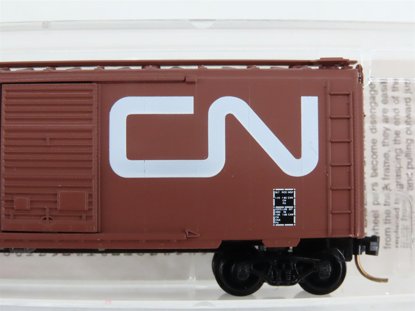 N Scale Micro-Trains 20550 CN Canadian National 40' Box Car 428650 RTR