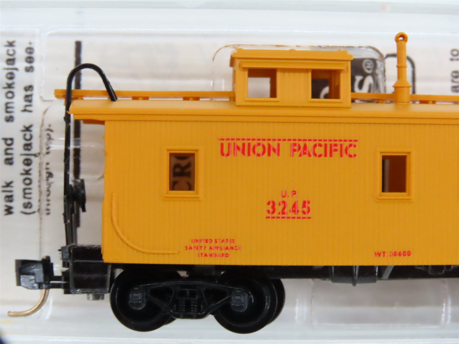 N Scale Micro-Trains 50100 UP Union Pacific 34' Wood Sheathed Caboose 3245 RTR