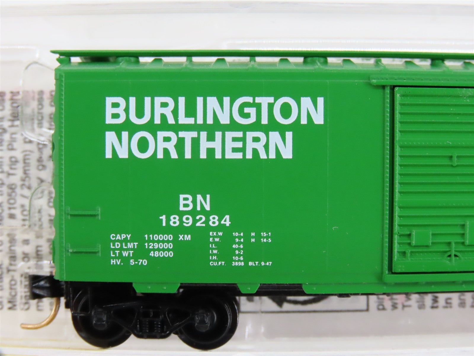 N Scale Micro-Trains 20306 BN Burlington Northern 40' Box Car 189284 RTR
