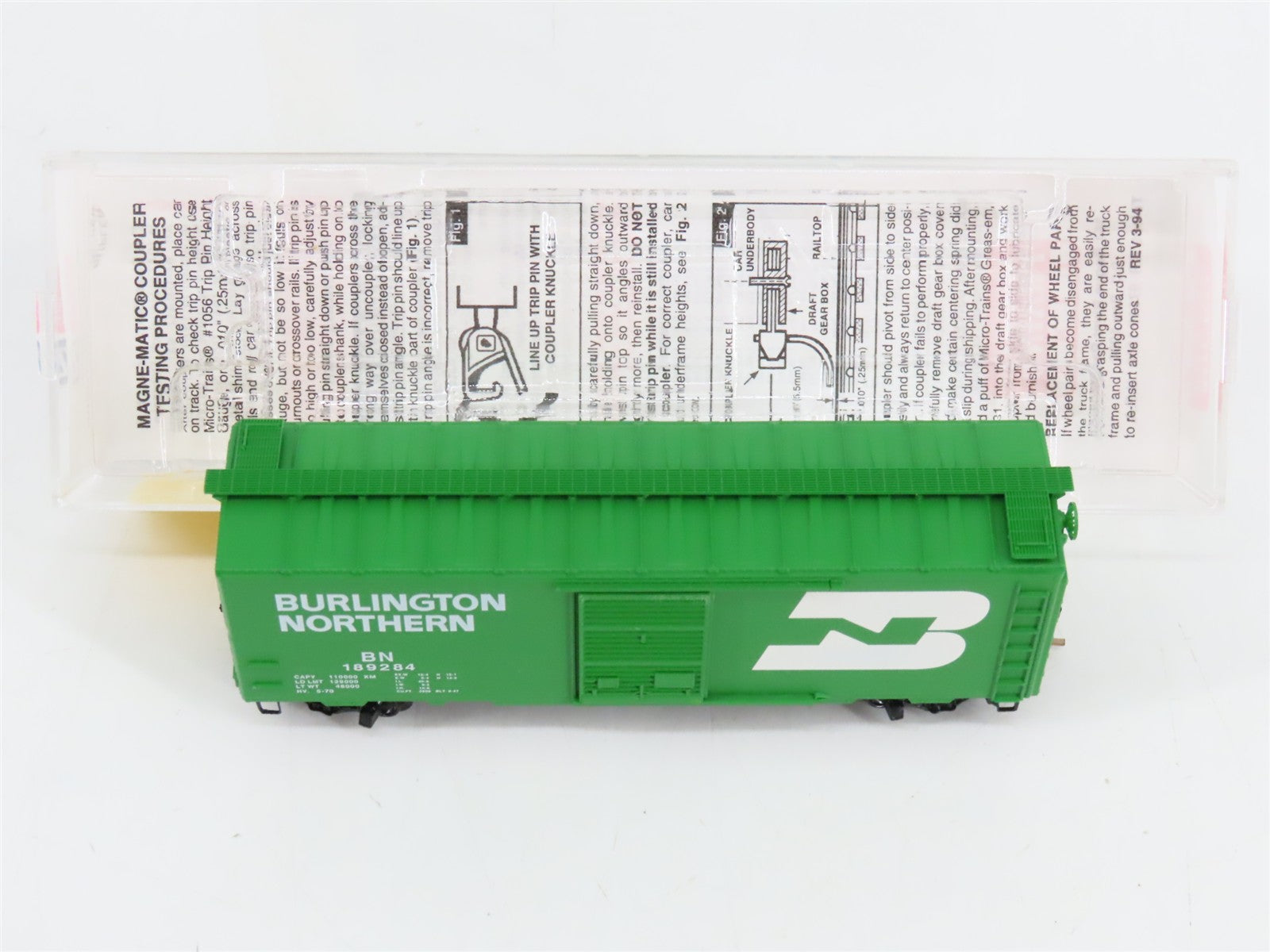 N Scale Micro-Trains 20306 BN Burlington Northern 40' Box Car 189284 RTR