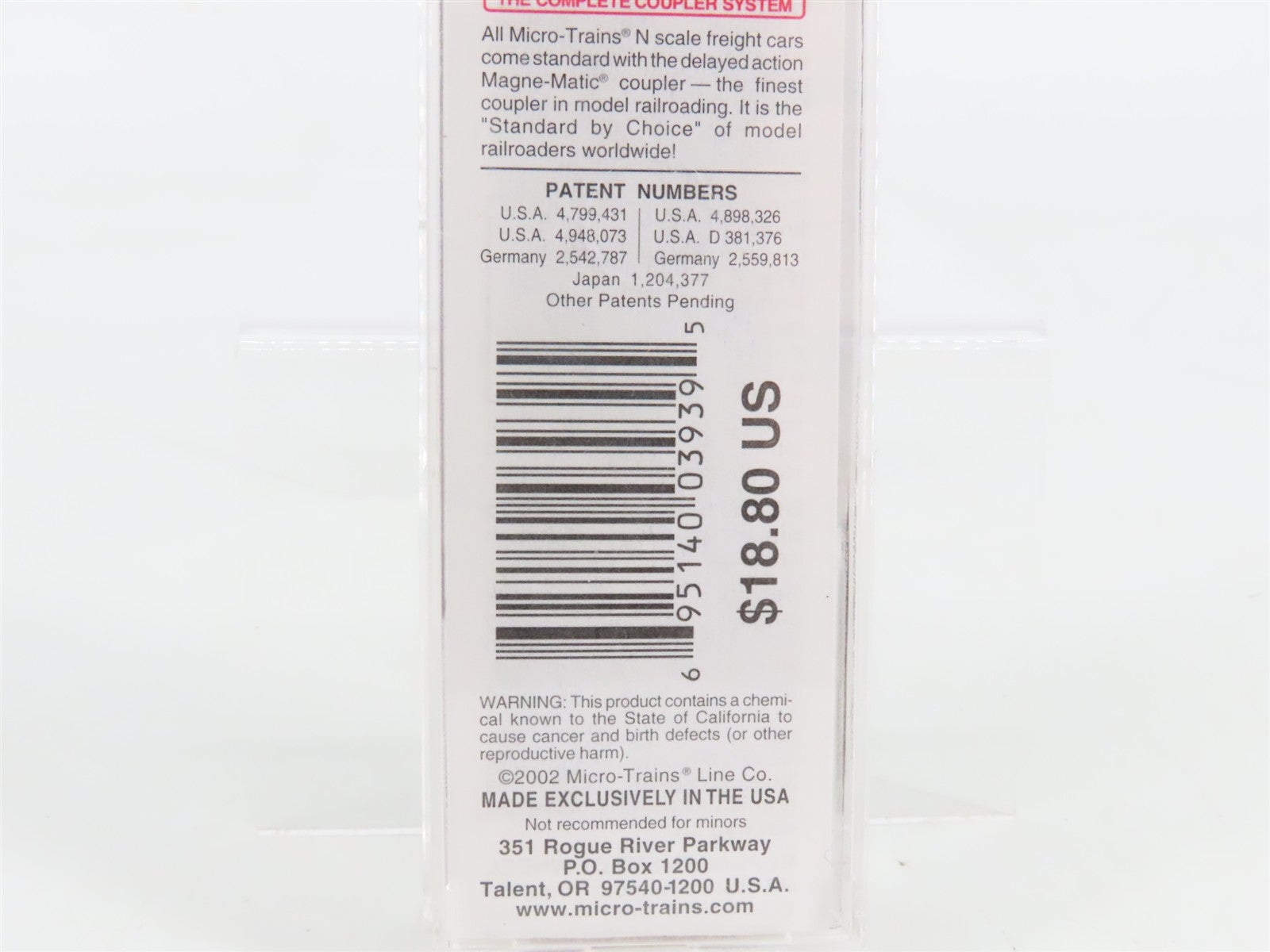 N Scale Micro-Trains 37050 NP Northern Pacific 50' Box Car 7813 RTR